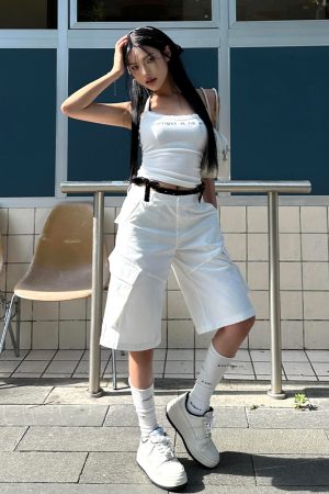 High-Waisted Women's Cargo Shorts - American Style Streetwear, Loose Casual Five-Point Summer Pants, Trendy White Straight-Leg Design