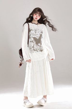 Holey Relaxed Long-Sleeve T-shirt for Women - Wasteland Style Spring Chic Sun Protection Loose Cover-Up Top