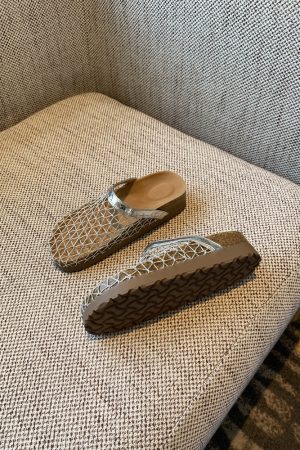 Hollow Thick-Soled Slip-On Sandals for Women - Fishing Net Bag Head, Summer 2025 Outdoor Style