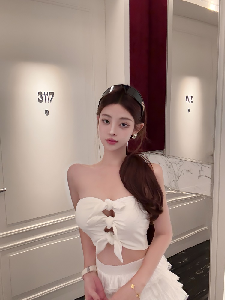 Hollowed-Out Slim Short Vest Top - Trendy Y2K Style Sleeveless Crop Top for Women Hollowed-Out Slim Short Vest Top - Trendy Y2K Style Sleeveless Crop Top for Women