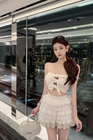 Hollowed-Out Slim Short Vest Top - Trendy Y2K Style Sleeveless Crop Top for Women