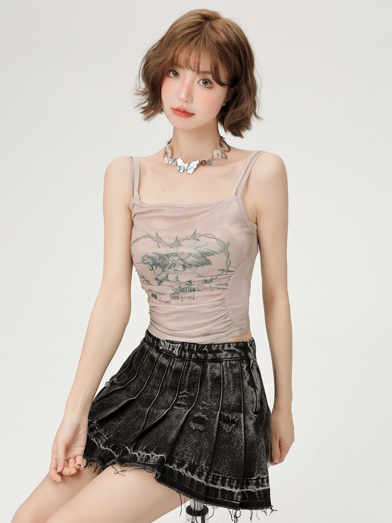 Hot Girl Mesh Camisole - Women's Slimming Summer Top, Fake Two-Piece Style, Trendy 90s-Inspired Fashion Hot Girl Mesh Camisole - Women's Slimming Summer Top, Fake Two-Piece Style, Trendy 90s-Inspired Fashion