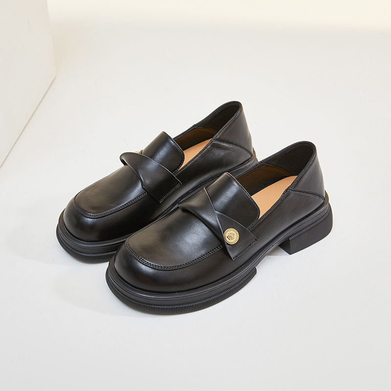 Italian-Style Genuine Leather Flat Loafers for Women - Soft-Soled Non-Fatiguing Shoes with 2.5 cm Small Gold Detail Italian-Style Genuine Leather Flat Loafers for Women - Soft-Soled Non-Fatiguing Shoes with 2.5 cm Small Gold Detail