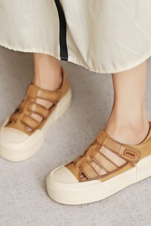Italian-Style Soft-Soled Closed-Toe Genuine Leather Sandals for Summer - Non-Fatiguing Comfort for School Wear
