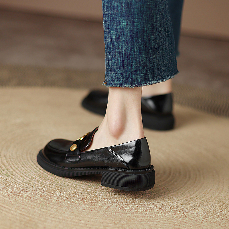 Italian-Style Soft-Soled Genuine Leather Round-Toe Loafers with Metal Buckle for Women - Non-Fatiguing Comfort, Chic Footwear Italian-Style Soft-Soled Genuine Leather Round-Toe Loafers with Metal Buckle for Women - Non-Fatiguing Comfort, Chic Footwear