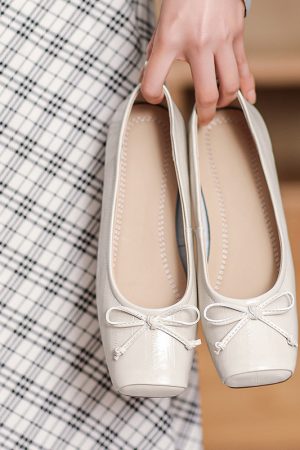 Italian-Style Soft-Soled Shoes with French Bow and Square Toe - Comfortable 2 cm Heels for Effortless All-Day Wear