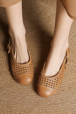 Italian Woven Hollow-Out Open-Toe Sandals for Women - Exquisite Genuine Leather Flats Perfect for Summer and Skirts