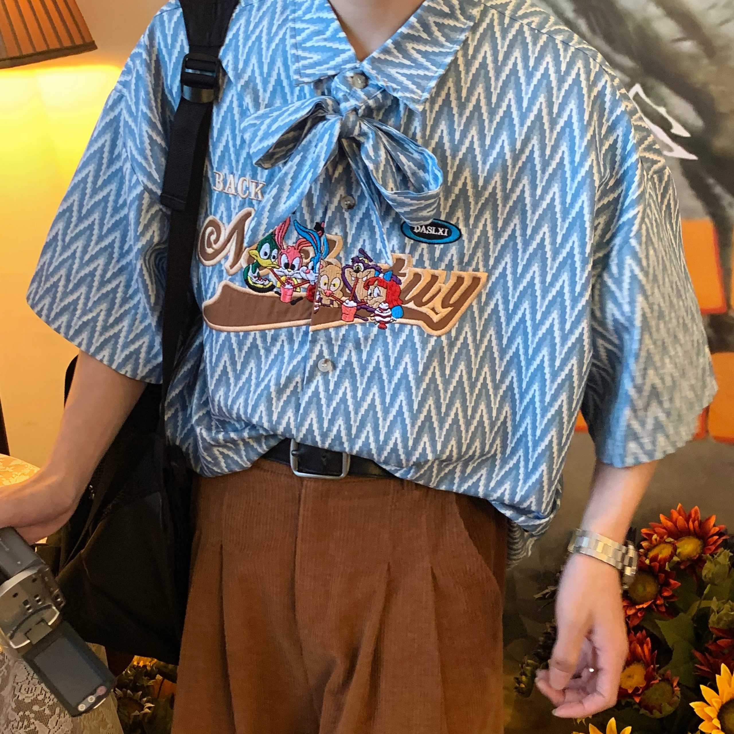 Japanese Retro Cartoon Embroidery Shirt, Loose Gender-Neutral Bow Tie Collar, Summer 90s Ins Style Top Japanese Retro Cartoon Embroidery Shirt, Loose Gender-Neutral Bow Tie Collar, Summer 90s Ins Style Top