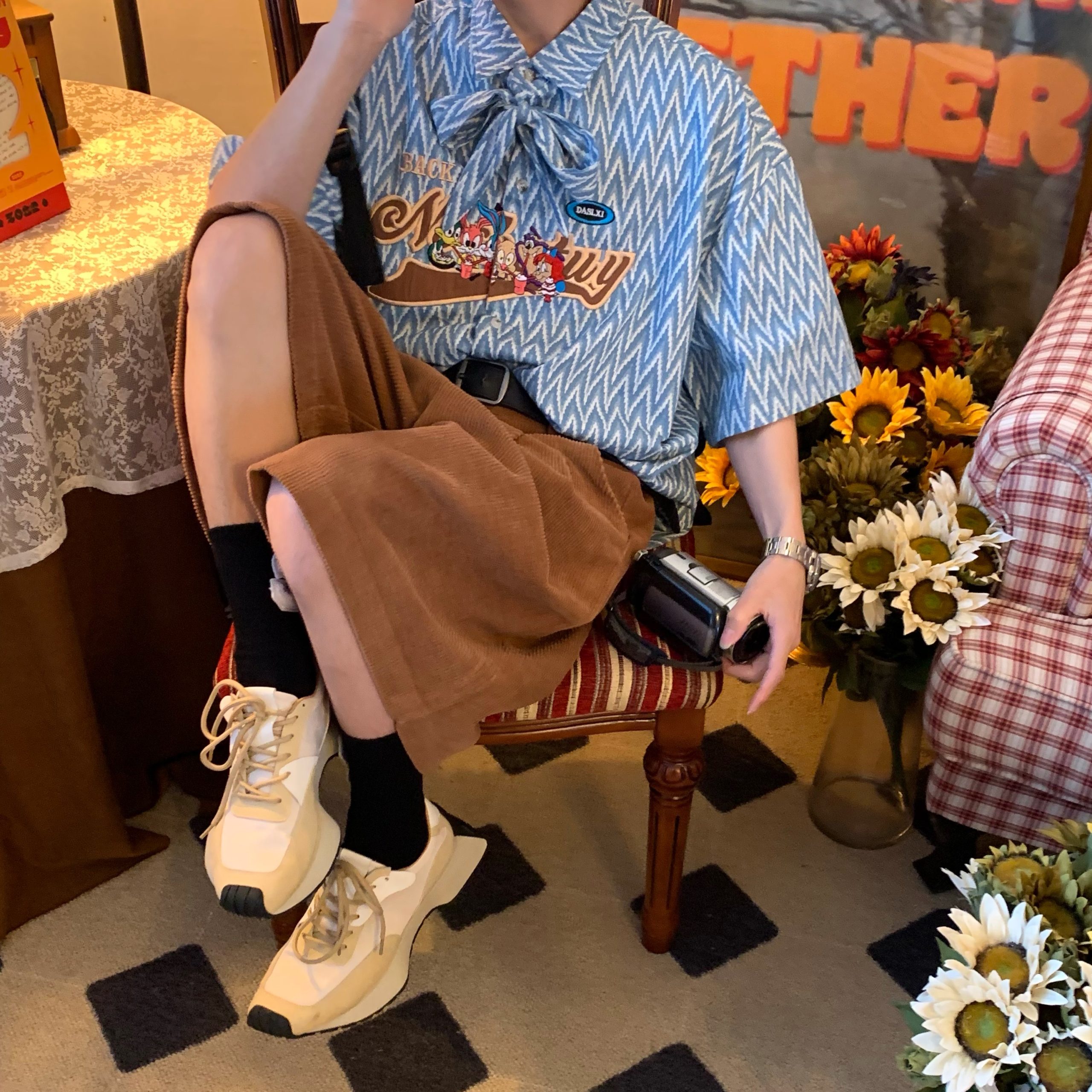 Japanese Retro Cartoon Embroidery Shirt, Loose Gender-Neutral Bow Tie Collar, Summer 90s Ins Style Top Japanese Retro Cartoon Embroidery Shirt, Loose Gender-Neutral Bow Tie Collar, Summer 90s Ins Style Top