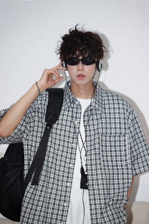 Japanese Retro Checkered Short Sleeve Shirt for Men and Women - Summer BF Style, Casual Loose Fit, Versatile Half-Sleeve Top