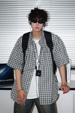 Japanese Retro Checkered Short Sleeve Shirt for Men and Women - Summer BF Style, Casual Loose Fit, Versatile Half-Sleeve Top