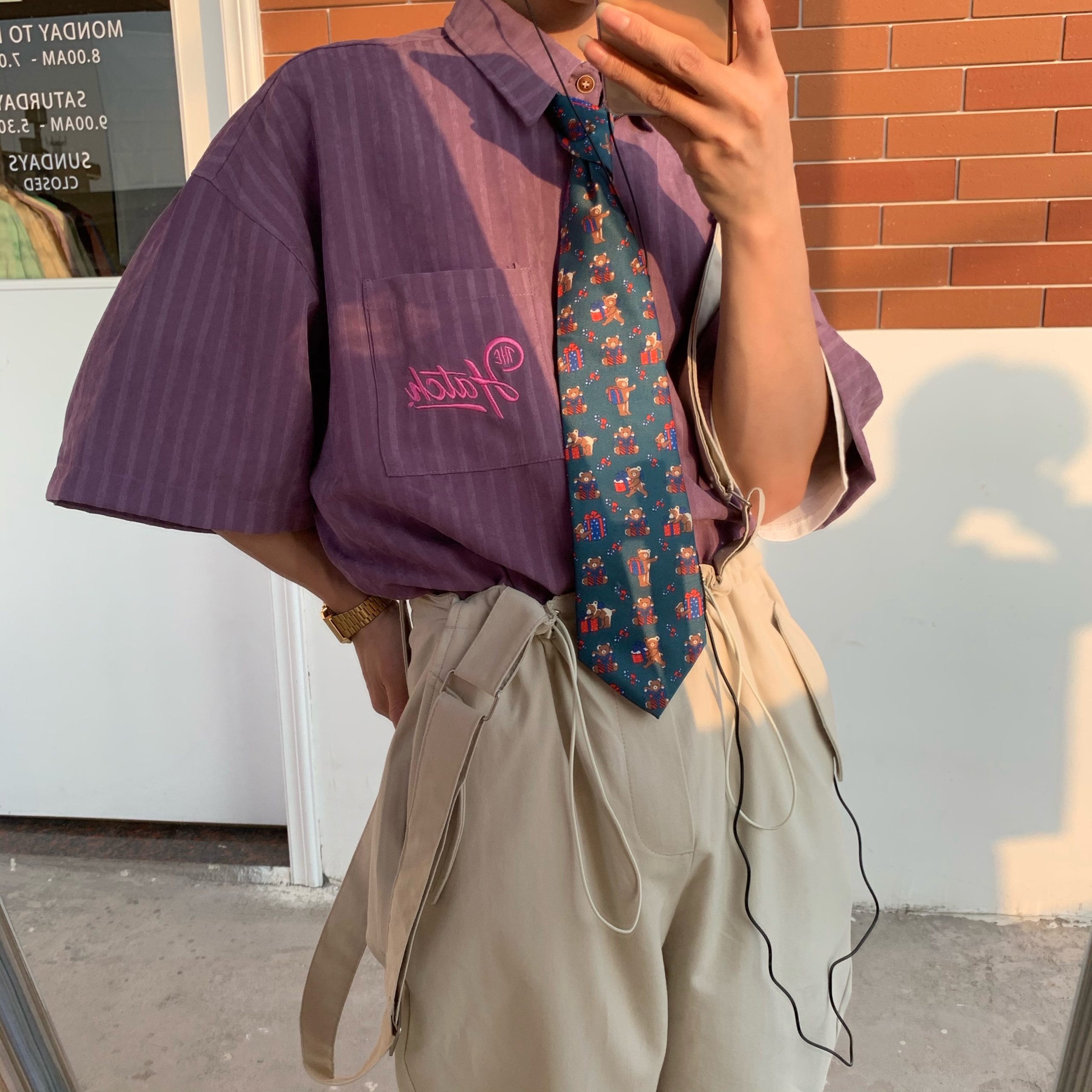 Japanese Retro Vertical Striped Short Sleeve Shirt for Summer - Versatile Hong Kong Style Couple's Half Sleeve Lazy Shirt Japanese Retro Vertical Striped Short Sleeve Shirt for Summer - Versatile Hong Kong Style Couple's Half Sleeve Lazy Shirt