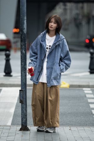 Japanese Retro Workwear Hoodie Jacket for Men - Loose Fit Denim Outerwear for Early Autumn