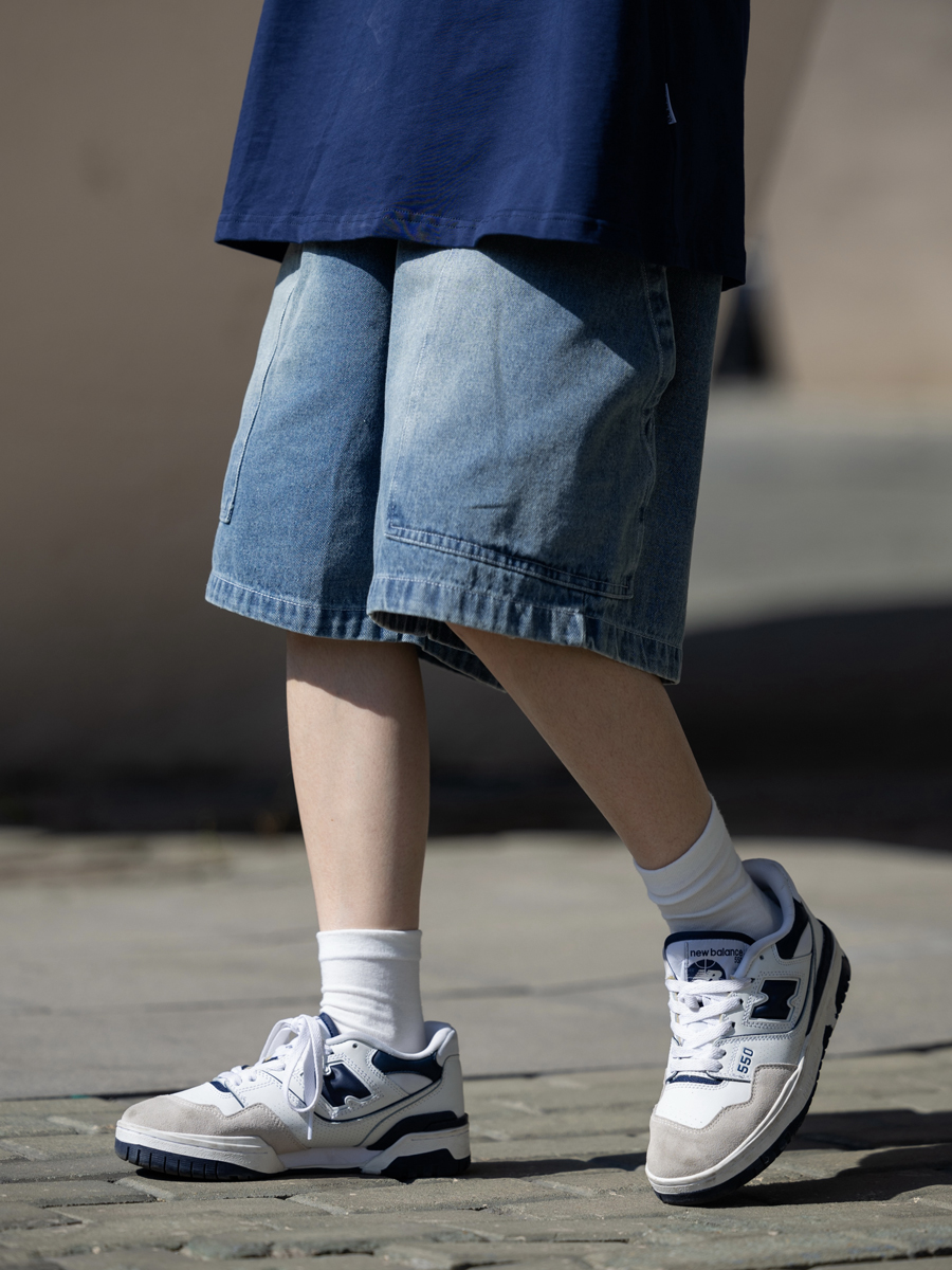 Japanese-Style Loose Denim Shorts for Men with Big Pockets - Summer City Boy Five-Point Casual Fashion Japanese-Style Loose Denim Shorts for Men with Big Pockets - Summer City Boy Five-Point Casual Fashion