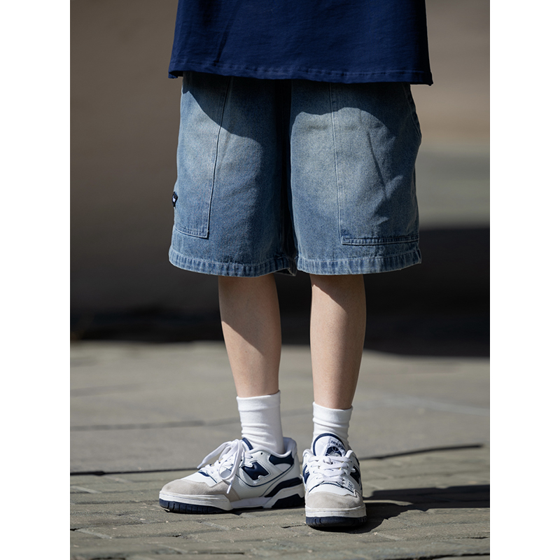 Japanese-Style Loose Denim Shorts for Men with Big Pockets - Summer City Boy Five-Point Casual Fashion Japanese-Style Loose Denim Shorts for Men with Big Pockets - Summer City Boy Five-Point Casual Fashion
