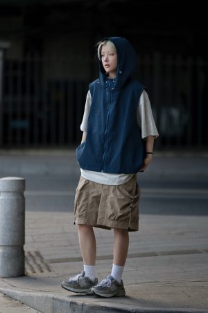 Japanese-Style Loose-Fitting Hooded Vest for Men - Casual Sleeveless Coat, Thin and Versatile for Y2K Fashion