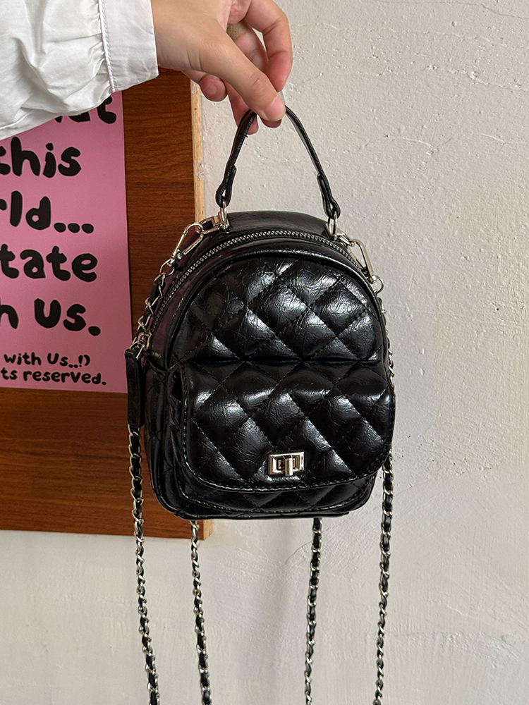 Japanese-Style Mini Backpack with High-End Quilted Chain Design, Unique Fashion Accessory for Trendy Styles Japanese-Style Mini Backpack with High-End Quilted Chain Design, Unique Fashion Accessory for Trendy Styles