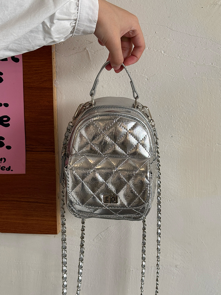 Japanese-Style Mini Backpack with High-End Quilted Chain Design, Unique Fashion Accessory for Trendy Styles Japanese-Style Mini Backpack with High-End Quilted Chain Design, Unique Fashion Accessory for Trendy Styles