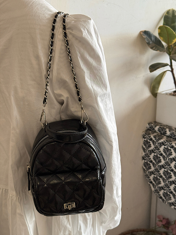 Japanese-Style Mini Backpack with High-End Quilted Chain Design, Unique Fashion Accessory for Trendy Styles Japanese-Style Mini Backpack with High-End Quilted Chain Design, Unique Fashion Accessory for Trendy Styles