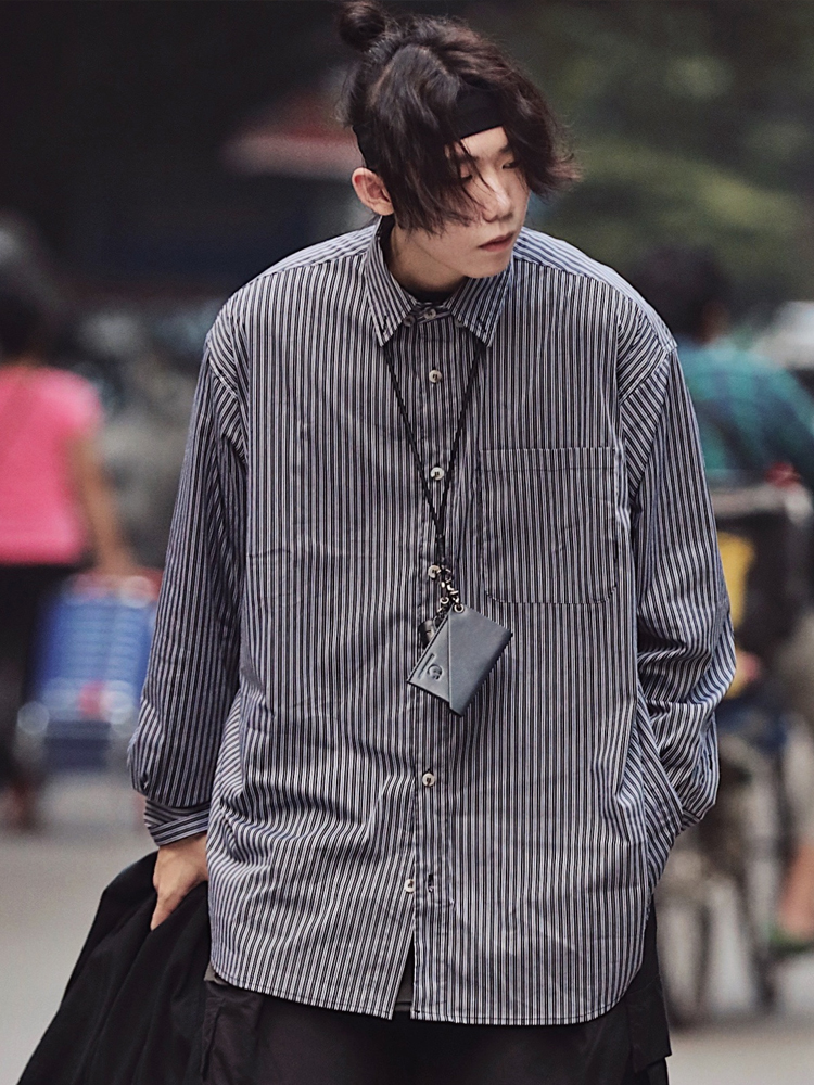 Japanese-Style Oversized Mid-Length Long Sleeve Shirt Jacket for Men - Casual 90s Inspired Fashion Japanese-Style Oversized Mid-Length Long Sleeve Shirt Jacket for Men - Casual 90s Inspired Fashion
