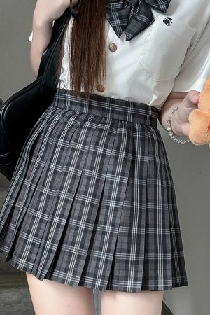 Japanese Style Pleated JK Skirt - Women's High Waist Slim Short Skirt, Luo Yan Pudding Bear Design, Y2K Aesthetic