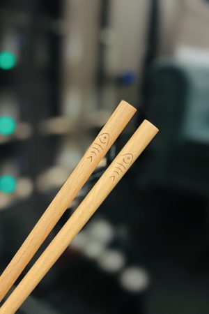 Japanese-Style Portable Wooden Chopsticks and 304 Stainless Steel Spoon Set - Cute Tableware for Cafeteria and Outdoor Dining