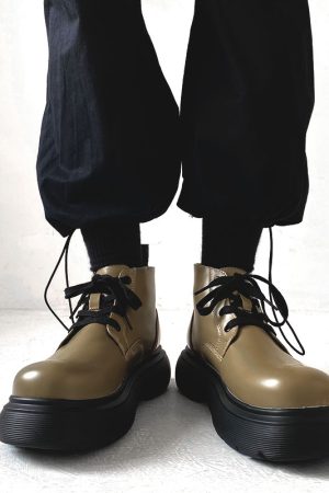 Japanese-Style Retro Big-Head Martin Boots for Men - Trendy British Thick-Soled Mid-Top Work Shoes