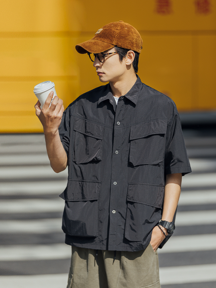 Japanese-Style Retro Multi-Pocket Short Sleeve Shirt Jacket for Men - Summer Casual Loose Fit Trendy Workwear Japanese-Style Retro Multi-Pocket Short Sleeve Shirt Jacket for Men - Summer Casual Loose Fit Trendy Workwear