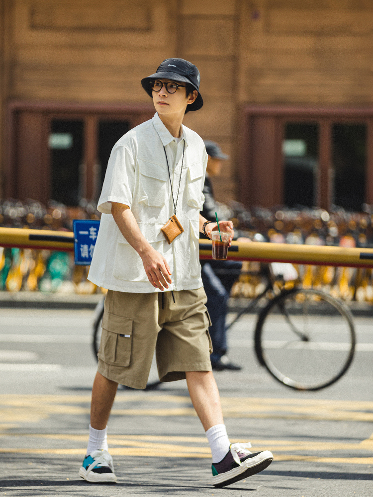 Japanese-Style Retro Multi-Pocket Short Sleeve Shirt Jacket for Men - Summer Casual Loose Fit Trendy Workwear Japanese-Style Retro Multi-Pocket Short Sleeve Shirt Jacket for Men - Summer Casual Loose Fit Trendy Workwear