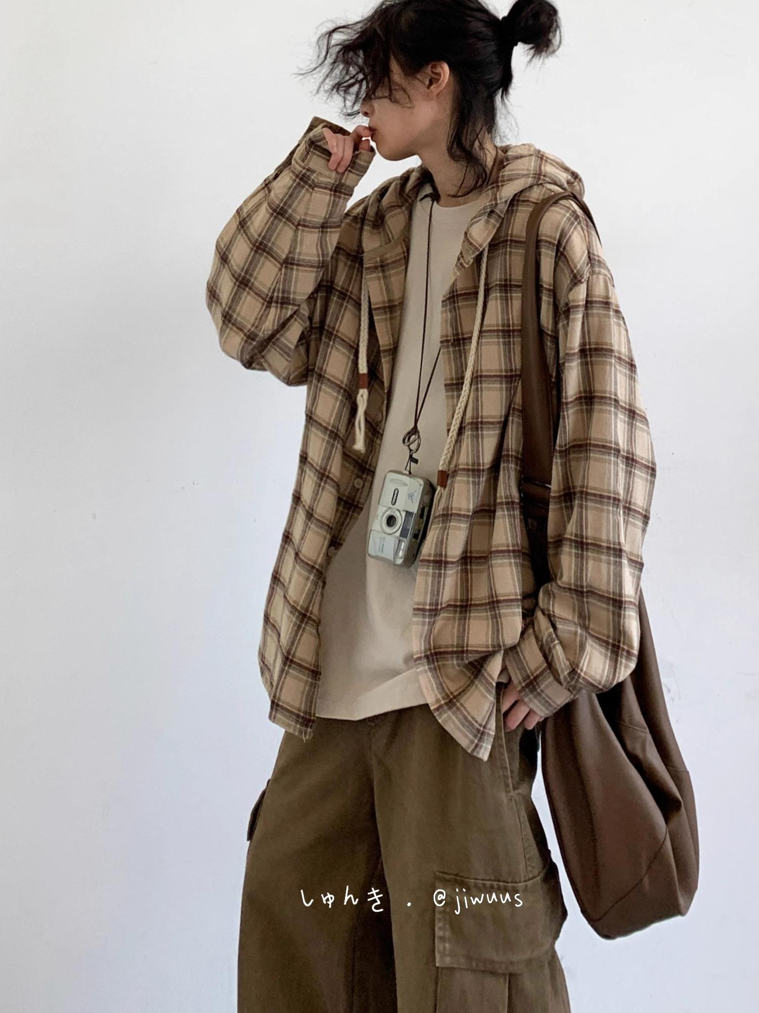 Japanese-Style Retro Plaid Hooded Long Sleeve Shirt for Men and Women - Casual College Trendy Jacket for Spring and Autumn Japanese-Style Retro Plaid Hooded Long Sleeve Shirt for Men and Women - Casual College Trendy Jacket for Spring and Autumn