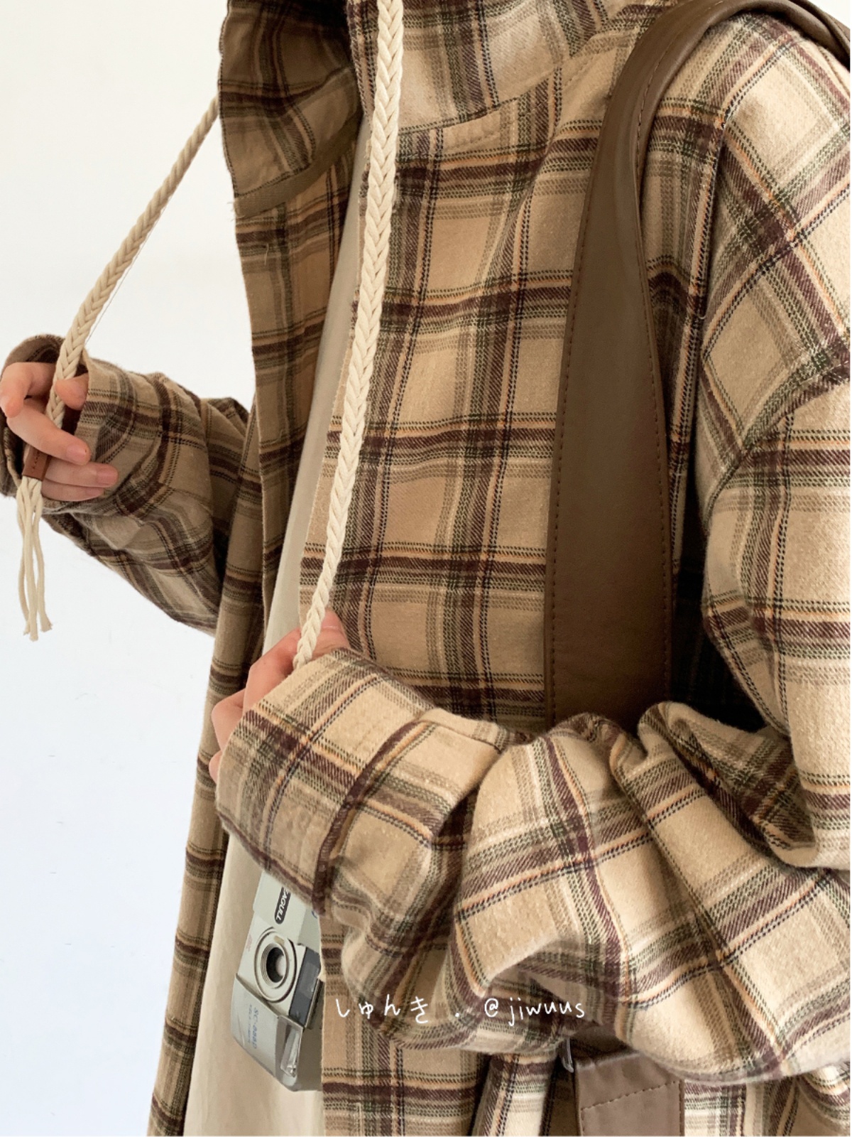Japanese-Style Retro Plaid Hooded Long Sleeve Shirt for Men and Women - Casual College Trendy Jacket for Spring and Autumn Japanese-Style Retro Plaid Hooded Long Sleeve Shirt for Men and Women - Casual College Trendy Jacket for Spring and Autumn