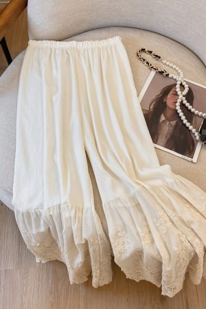 Japanese-Style Wide-Leg Pants for Women, Elegant Artistic Design with Elastic Waist and Layered Water-Soluble Lace Trim, Nine-Point Length