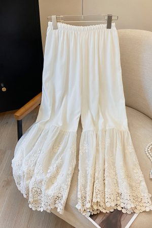 Japanese-Style Wide-Leg Pants for Women, Elegant Artistic Design with Elastic Waist and Layered Water-Soluble Lace Trim, Nine-Point Length