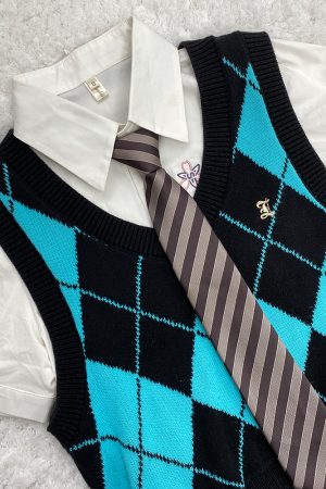 JK Uniform Pudding Bear Set - Plaid Skirt, DK Striped Tie, Decorative Bow Tie, Japanese Style, Cute Girls' College Outfit