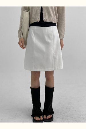 Khaki Midi Skirt for Women - Versatile Summer Bodycon Work Skirt, Professional Mid-Length Commuting Style, Chic Office Essential