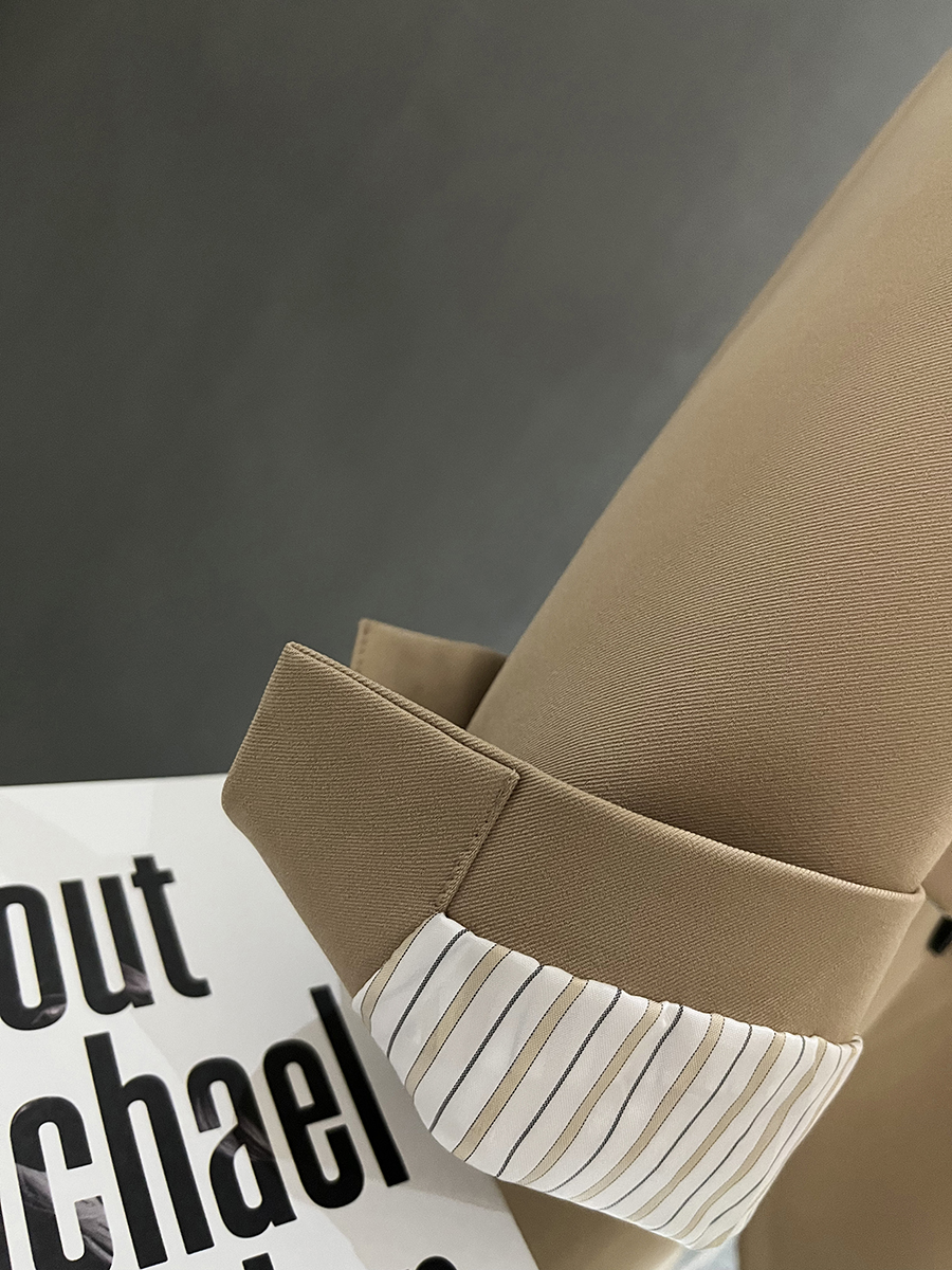 Khaki Women's Blazer Jacket - High-End British College Style for Spring and Autumn 2025, Trendy Small Suit Jacket Khaki Women's Blazer Jacket - High-End British College Style for Spring and Autumn 2025, Trendy Small Suit Jacket