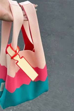 Knitted Textured Rainbow Tote Bag - Trendy Three-Color Handbag for Spring/Summer 2025 Fashion