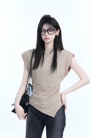 Korean High-End Sleeveless T-Shirt for Women, Slim Fit with Irregular Hem, Trendy Design - Perfect for Casual Chic Looks
