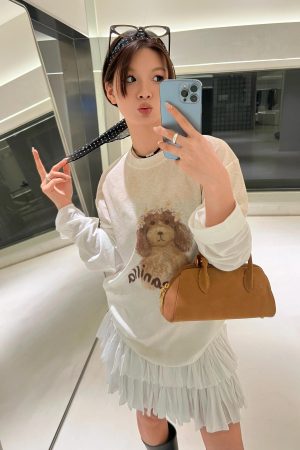 Korean Retro Little Dog Princess Print Long Sleeve T-Shirt - Casual Sun Protection Cover-Up in Pure Cotton for Women