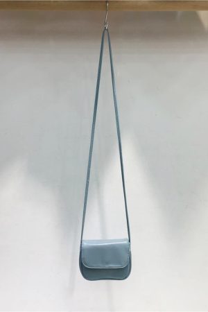 Korean Retro Mini Shoulder Crossbody Bag - Cute Small Square Design for Summer 2024, Fashionable Red Style