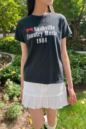 Korean Retro Sports Digital Print Fitted Cotton Top â€“ Short Sleeve Slim Fit for a Stylish Instagram Look