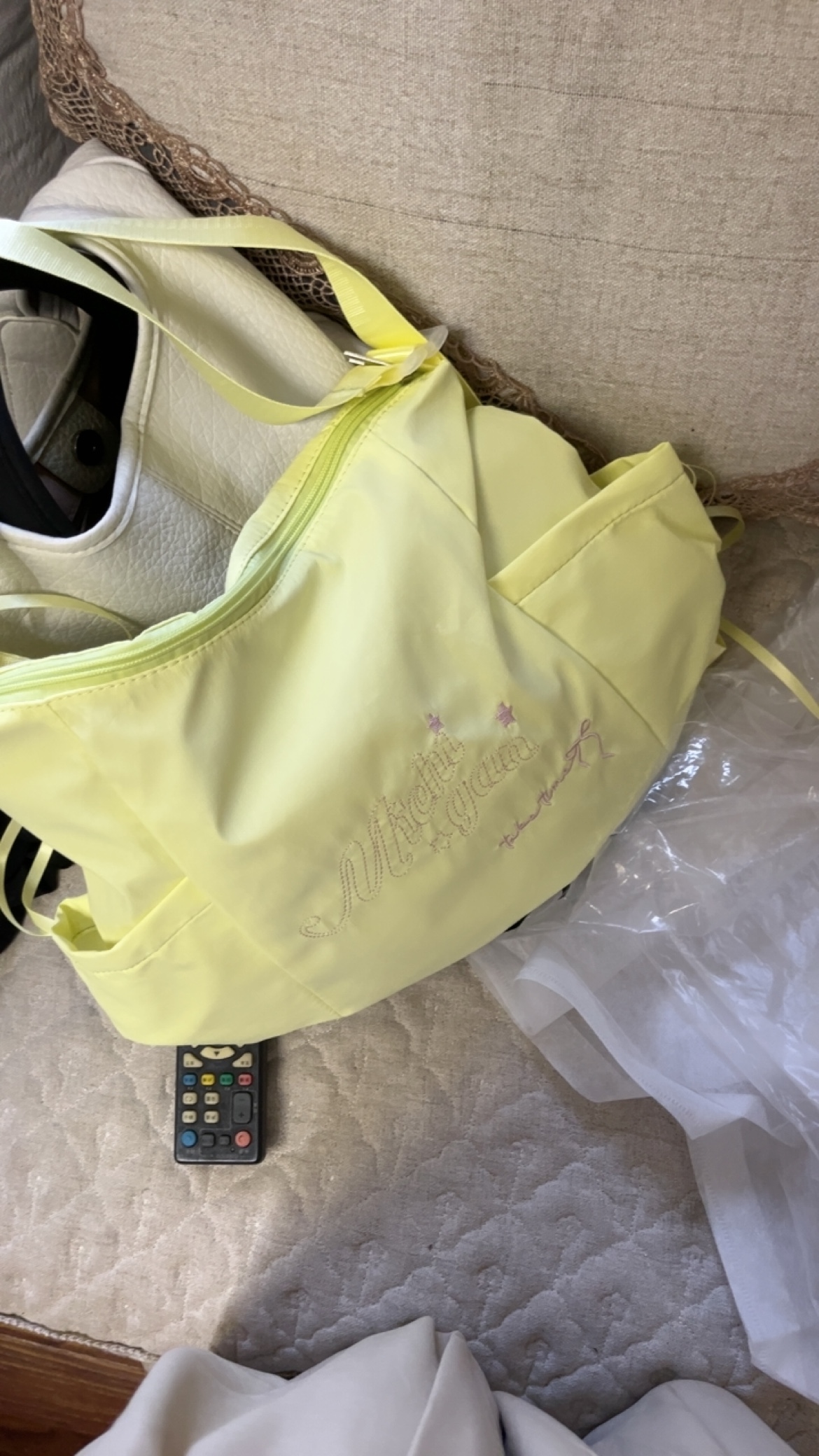 Korean Style 2025 Summer Sweet Underarm Tote Bag with Lettering, Large Capacity Versatile Shoulder Handbag for Everyday Use Korean Style 2025 Summer Sweet Underarm Tote Bag with Lettering, Large Capacity Versatile Shoulder Handbag for Everyday Use