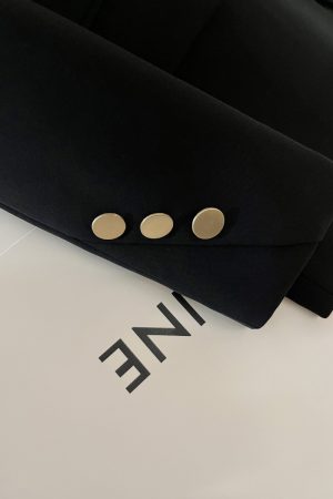 Korean Style Black Metal Buckle Vintage Blazer for Women - 2025 Spring Autumn Petite Fashion Jacket