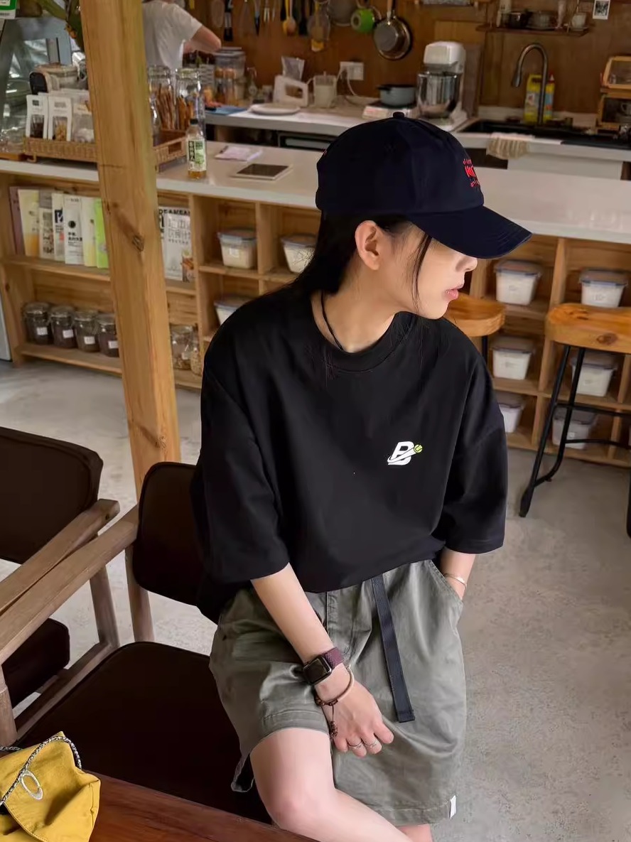 Korean Style Casual Letter Print Short Sleeve T-Shirt for Women - Versatile Loose Fit, Pure Cotton, Minimalist Design Korean Style Casual Letter Print Short Sleeve T-Shirt for Women - Versatile Loose Fit, Pure Cotton, Minimalist Design