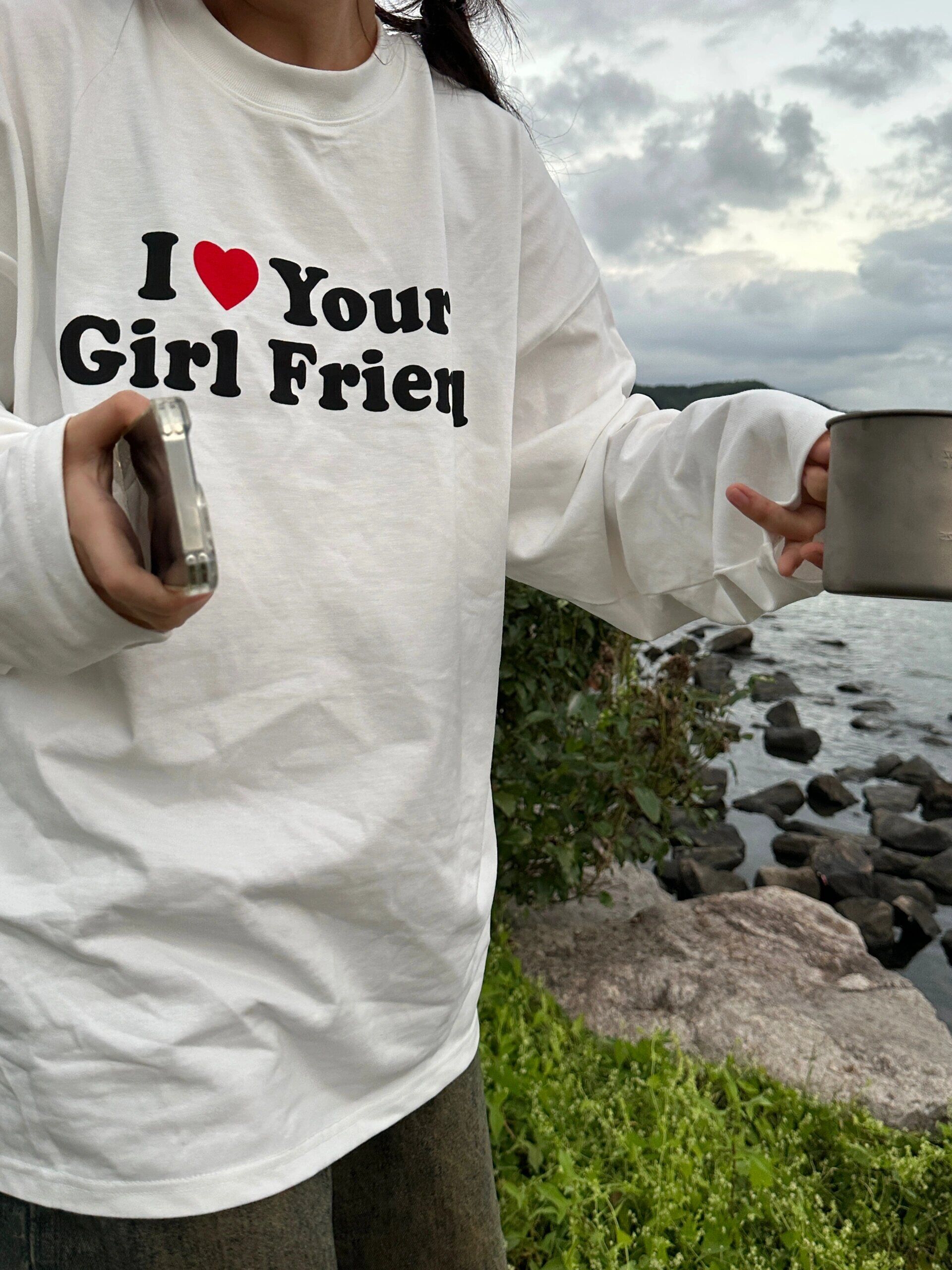 Korean Style Casual Loose Fit Color-Blocking Top with Youthful Dog Cartoon Print - Pure Cotton Comfort Korean Style Casual Loose Fit Color-Blocking Top with Youthful Dog Cartoon Print - Pure Cotton Comfort