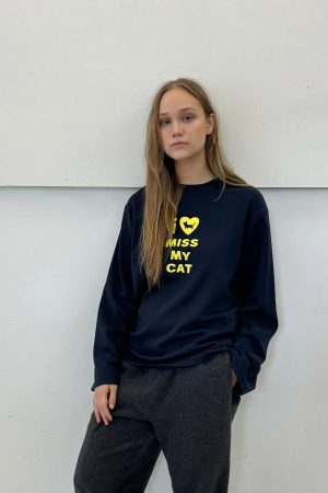 Korean Style Casual Printed Long Sleeve T-Shirt for Pets - Age-Reducing Design, Versatile Pure Cotton for Autumn and Winter