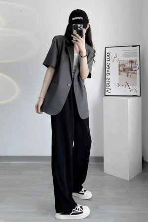 Korean-Style Casual Slimming Gray Oversized Short-Sleeve Blazer for Women - Spring/Summer 2025 Fashion Essential