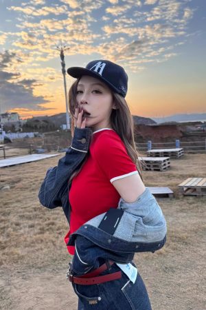 Korean Style Color-Blocking Love Slogan Short Slim-Fit Cotton Top for Girls - High Elasticity Casual Fashion