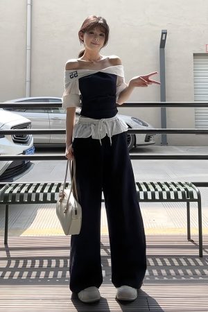 Korean-Style Color-Blocking One-Shoulder Sports Suit for Women, Summer Ruffled Hem Top & Curved Pants Two-Piece Set