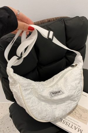 Korean Style Dumpling-Shaped Women's Crossbody Canvas Bag, Retro Niche Design, Versatile Nylon Shoulder Bag